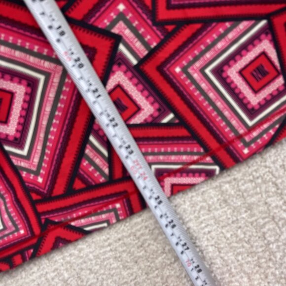 Lole Tank Top Tennis Knit V neck Shirt Women’s Small Psychedelic Boho Red AOP - Picture 9 of 14